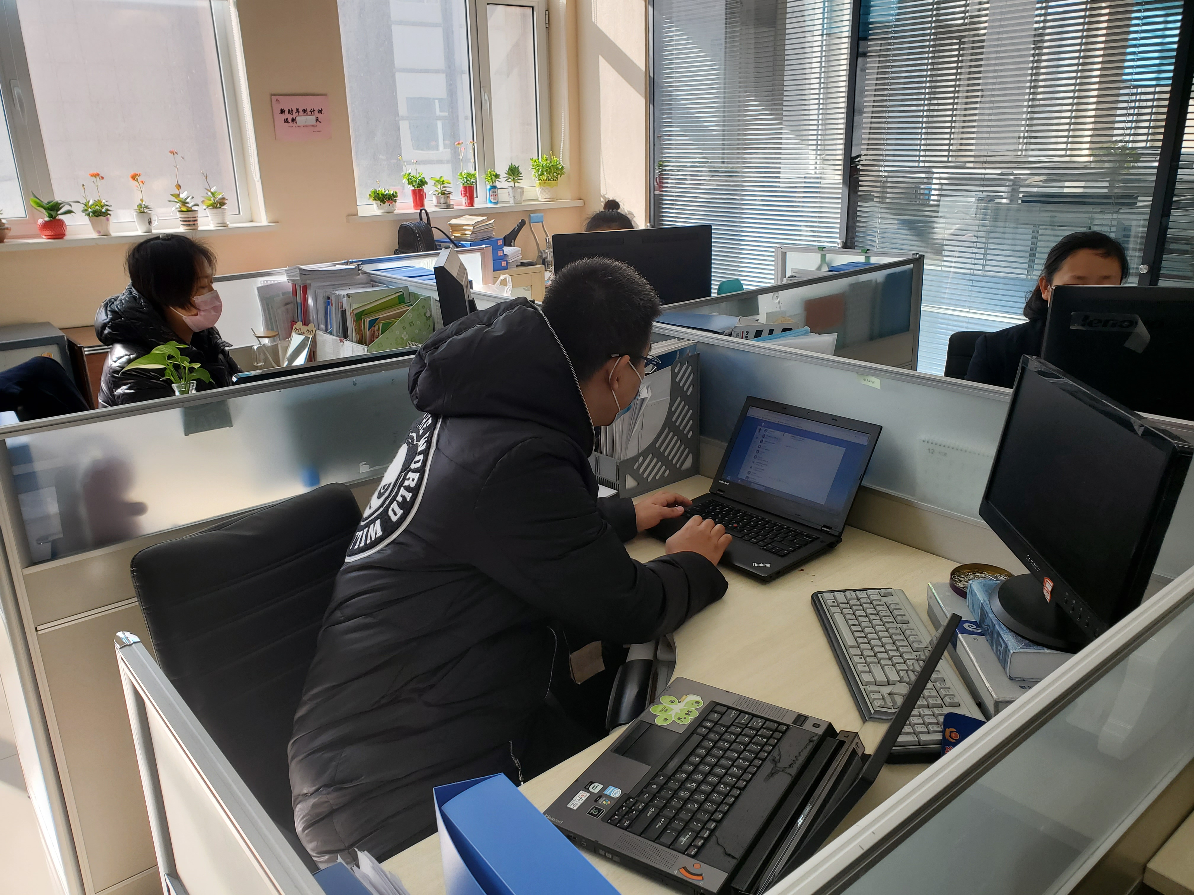 J9集团国际站集团为抗击疫情提供科技助力