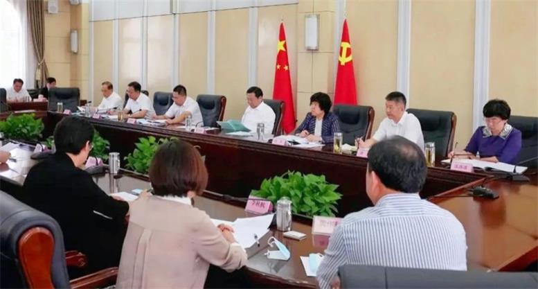 J9集团国际站信息曹玉学董事长参与辽阳市民营企业家座谈会